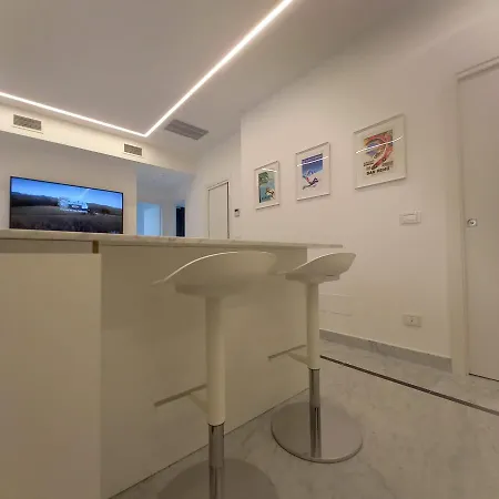 Villetta Gramsci, Apartment *